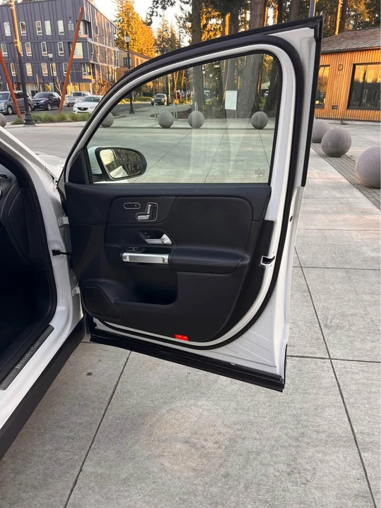 2020 Mercedes-Benz X247 GLB - Image 14 of 17