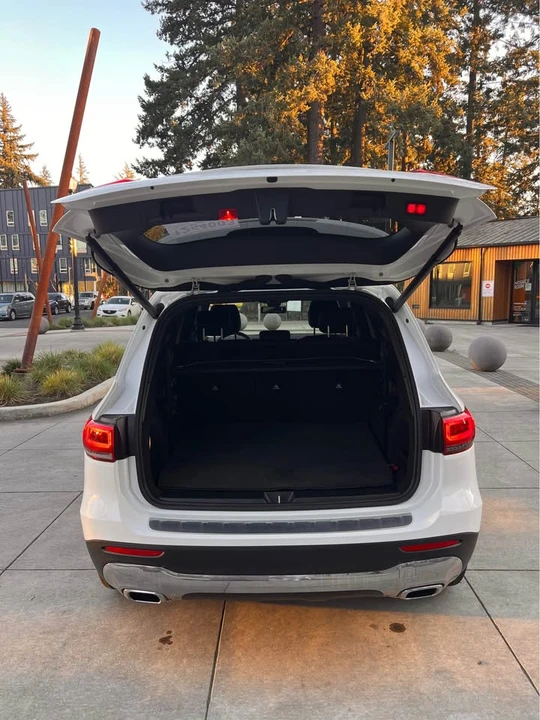 2020 Mercedes-Benz X247 GLB - Image 9 of 17