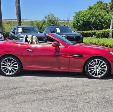 2020 Mercedes-Benz SLC 300