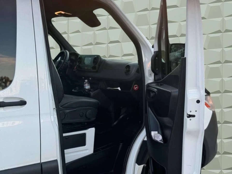 2020 Mercedes-Benz VS30 Sprinter - Image 12 of 20