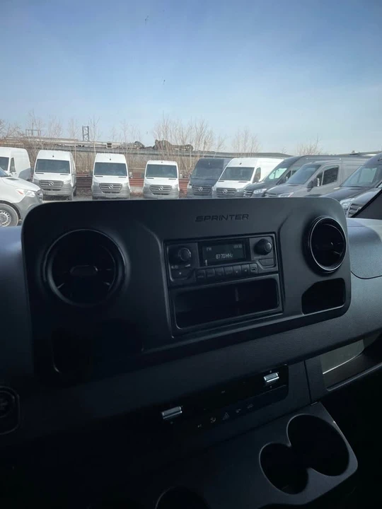 2020 Mercedes-Benz VS30 Sprinter - Image 8 of 20
