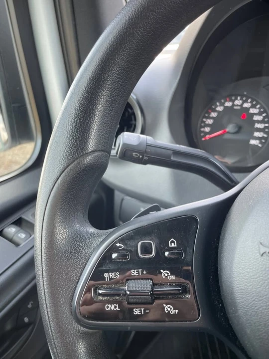 2020 Mercedes-Benz VS30 Sprinter - Image 9 of 20