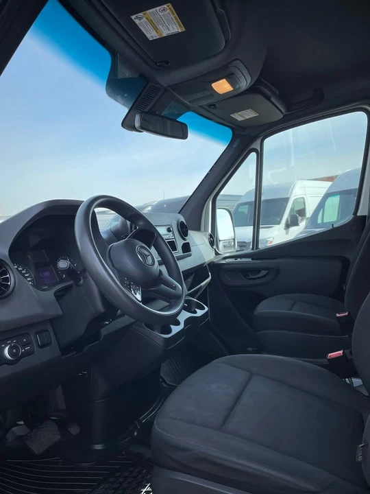 2020 Mercedes-Benz VS30 Sprinter - Image 4 of 20