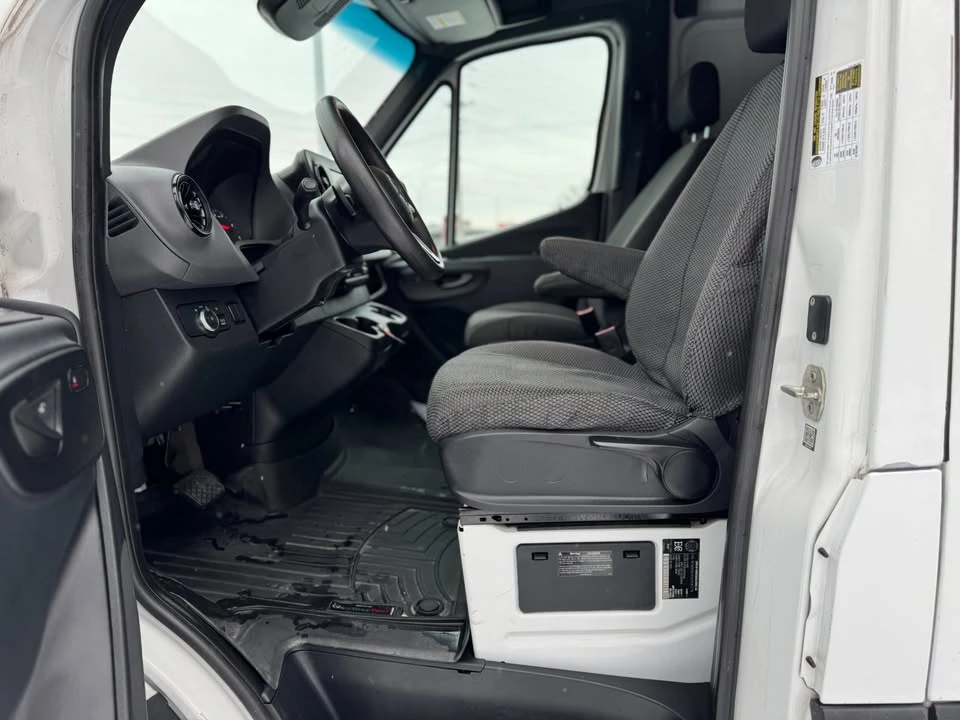2020 Mercedes-Benz VS30 Sprinter - Image 16 of 19
