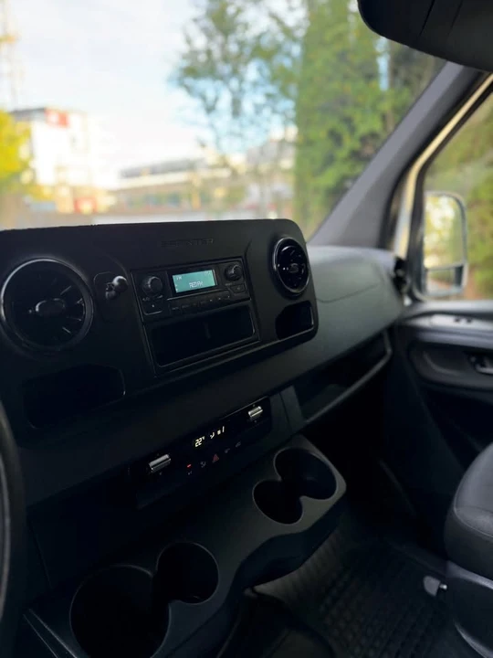 2020 Mercedes-Benz VS30 Sprinter - Image 17 of 19