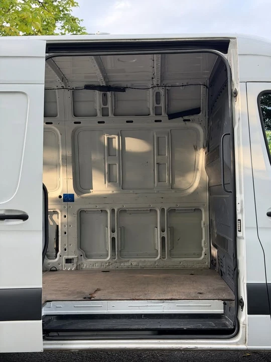 2020 Mercedes-Benz VS30 Sprinter - Image 9 of 19