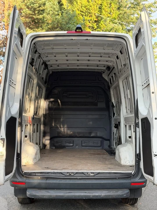 2020 Mercedes-Benz VS30 Sprinter - Image 7 of 19
