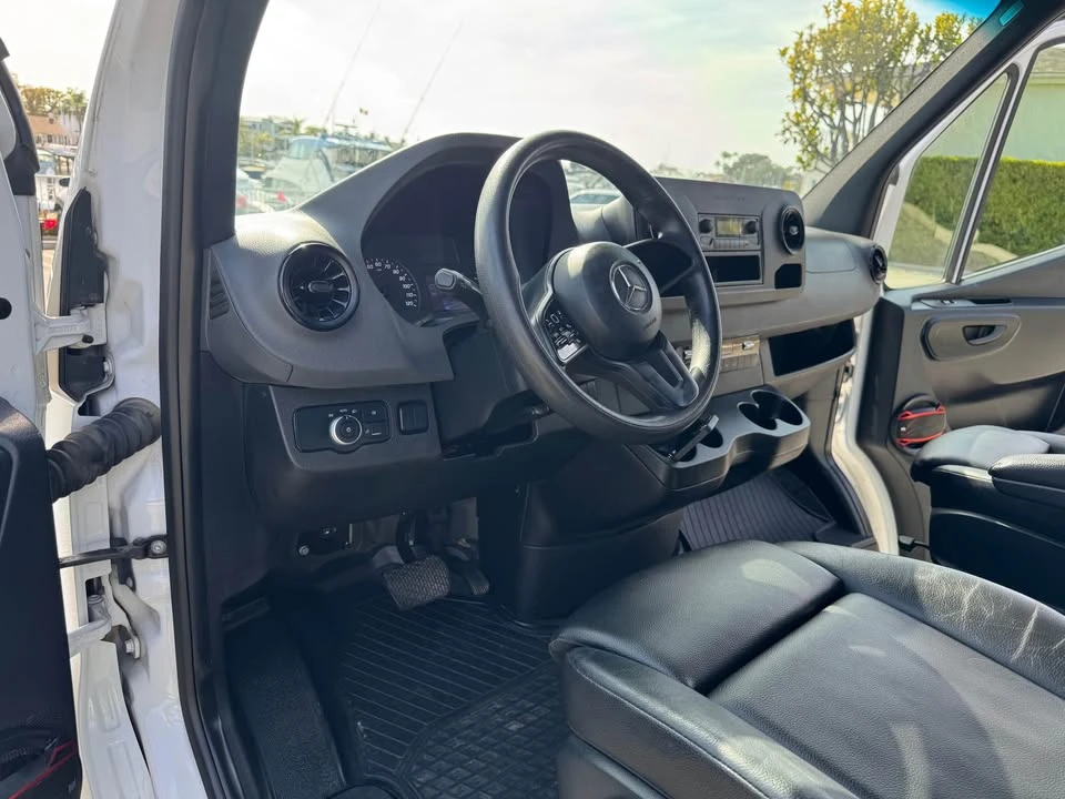 2020 Mercedes-Benz VS30 Sprinter - Image 8 of 16