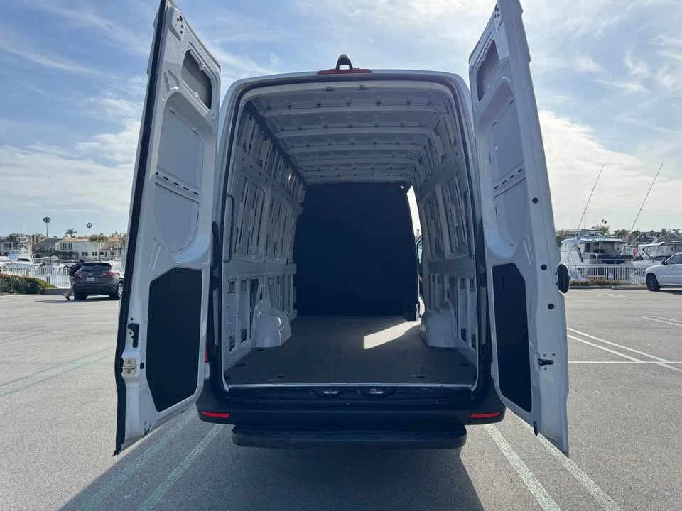 2020 Mercedes-Benz VS30 Sprinter - Image 7 of 16