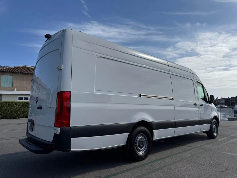 2020 Mercedes-Benz VS30 Sprinter - Image 15 of 16