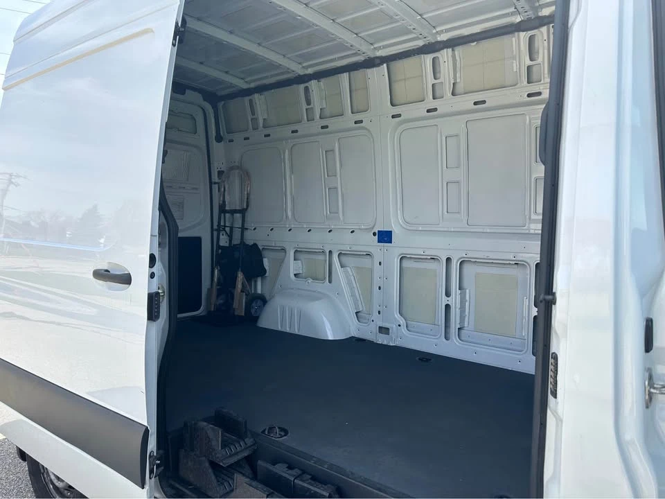 2020 Mercedes-Benz VS30 Sprinter - Image 17 of 19