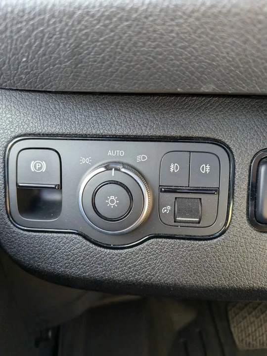 2020 Mercedes-Benz VS30 Sprinter - Image 16 of 18