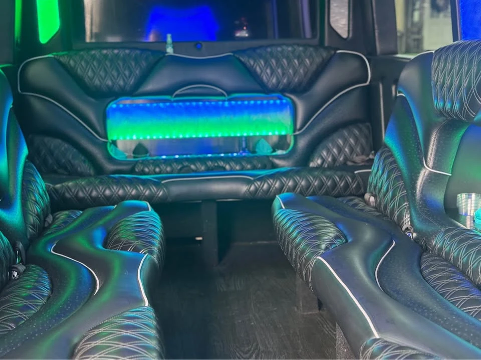 2020 Mercedes-Benz VS30 Sprinter - Image 4 of 8