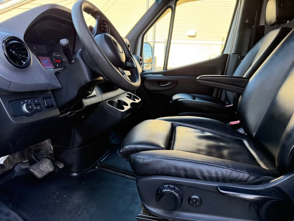 2020 Mercedes-Benz VS30 Sprinter - Image 9 of 20