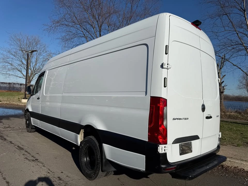 2020 Mercedes-Benz VS30 Sprinter - Image 4 of 20