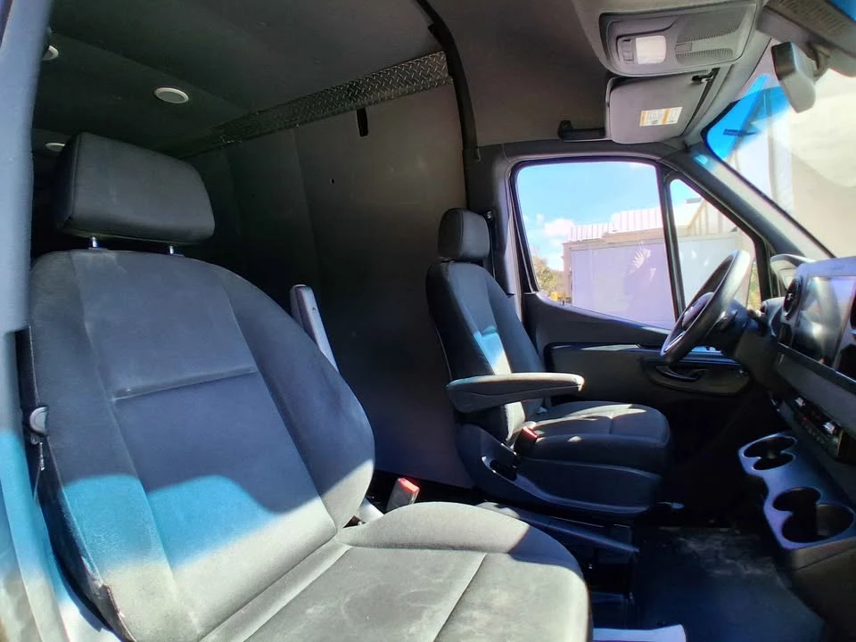 2020 Mercedes-Benz VS30 Sprinter - Image 12 of 16