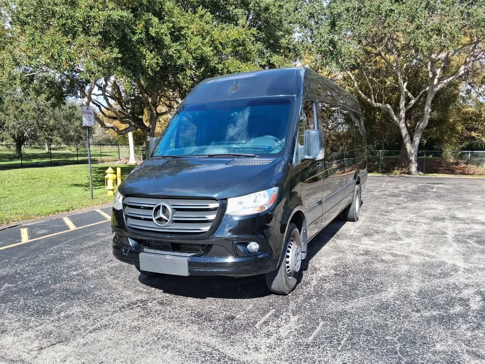 2020 Mercedes-Benz VS30 Sprinter - Image 2 of 16
