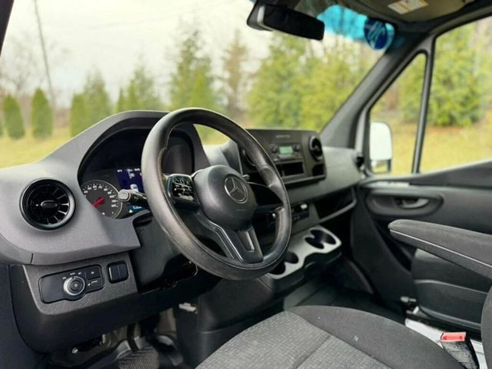 2020 Mercedes-Benz VS30 Sprinter - Image 8 of 20