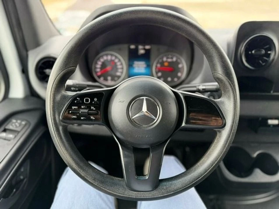 2020 Mercedes-Benz VS30 Sprinter - Image 10 of 20