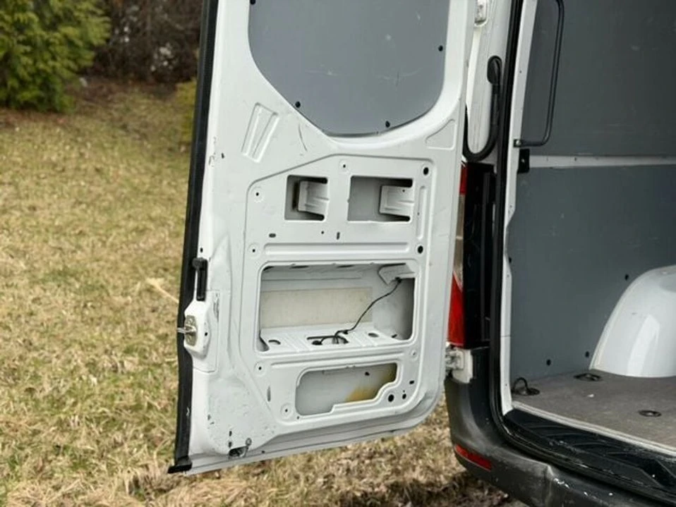 2020 Mercedes-Benz VS30 Sprinter - Image 2 of 20