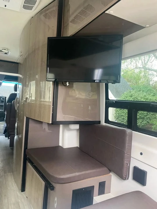 2020 Mercedes-Benz VS30 Sprinter - Image 6 of 10