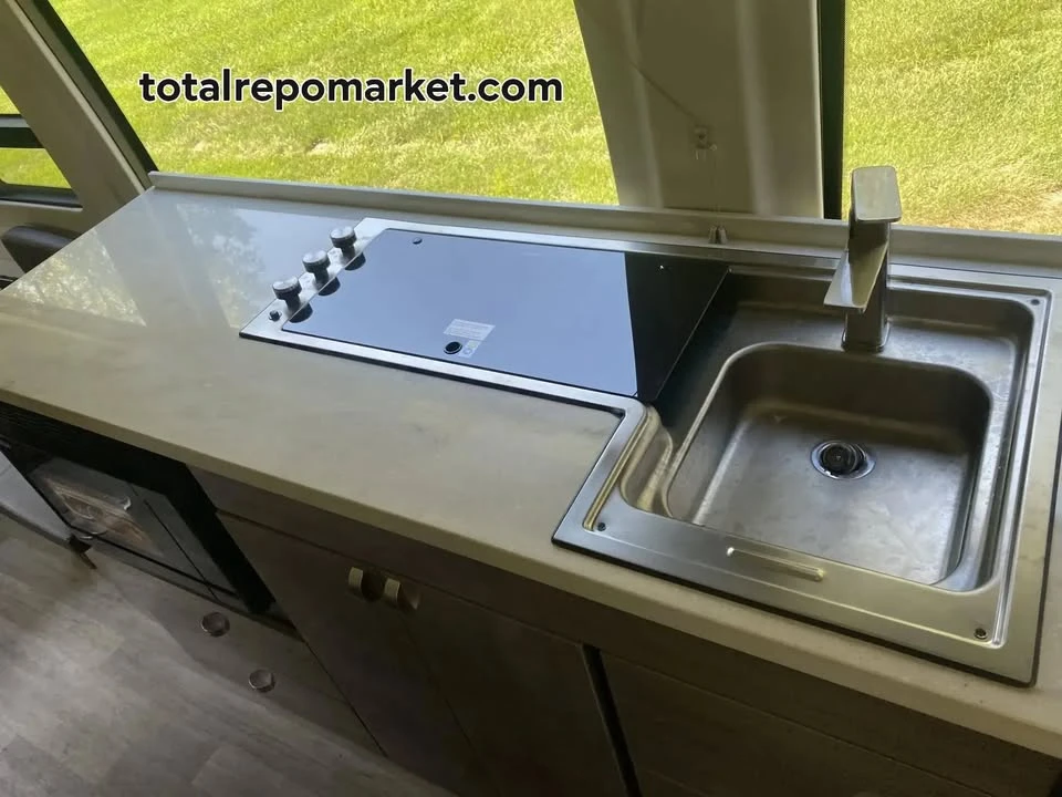 2020 Mercedes-Benz VS30 Sprinter - Image 8 of 10