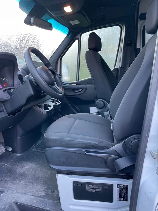 2020 Mercedes-Benz VS30 Sprinter - Image 7 of 10