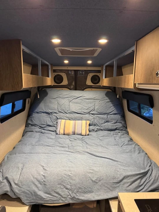 2020 Mercedes-Benz VS30 Sprinter - Image 5 of 20