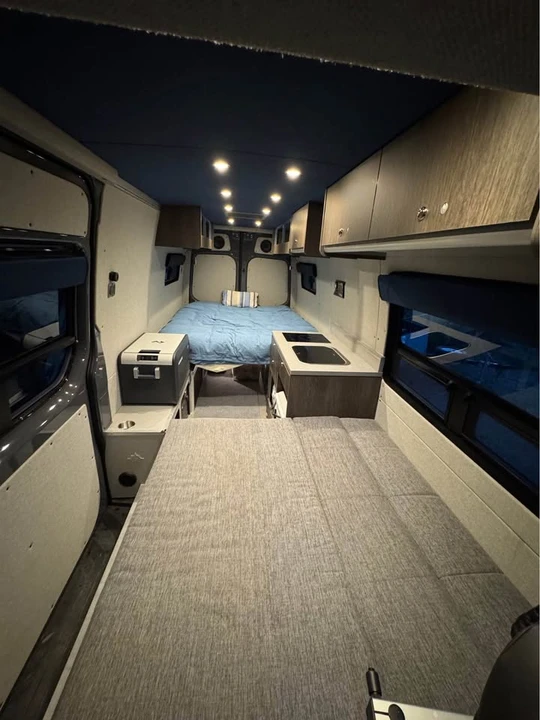 2020 Mercedes-Benz VS30 Sprinter - Image 15 of 20