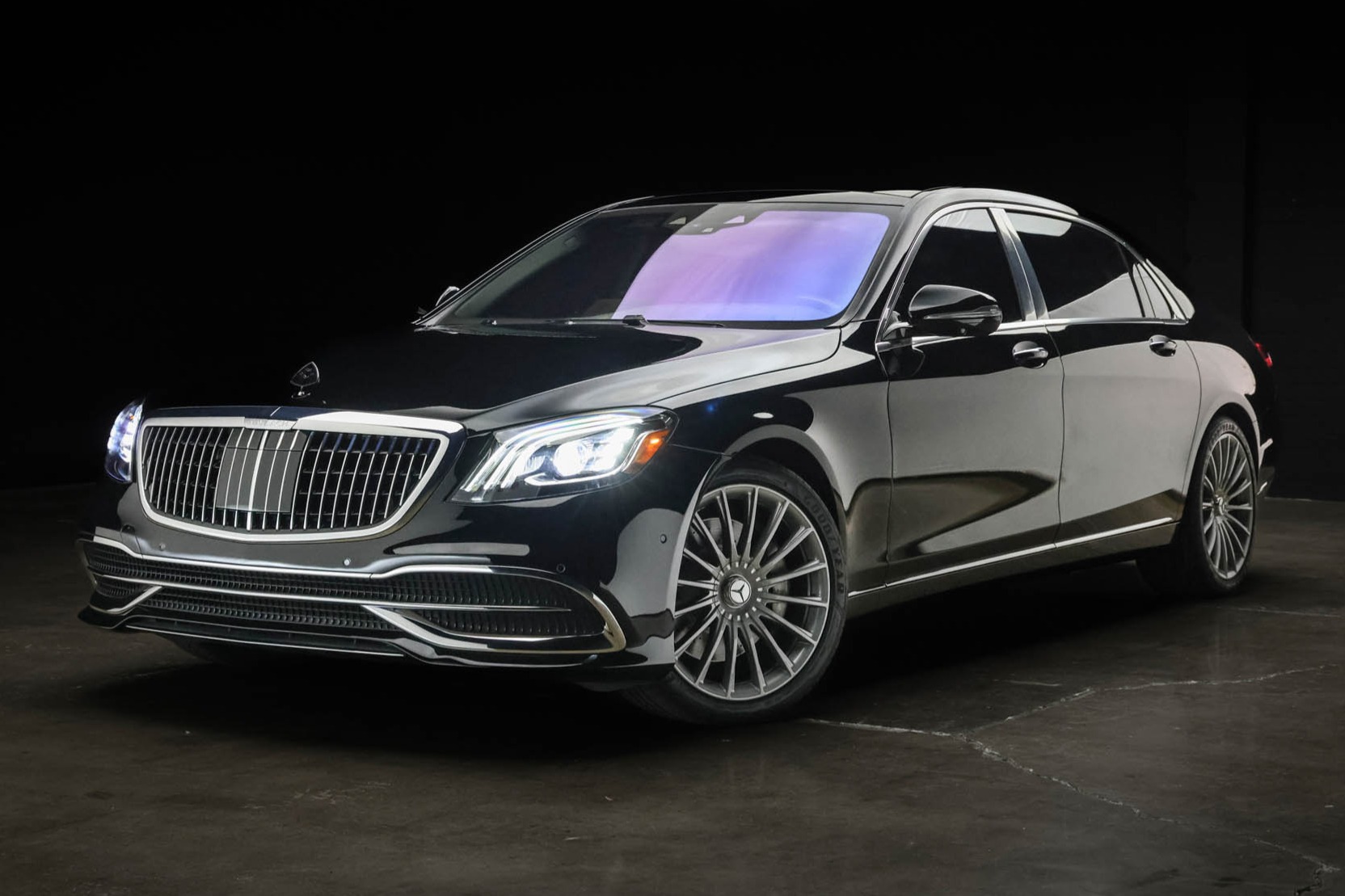 2020 Mercedes-Maybach S560 Sedan 4MATIC