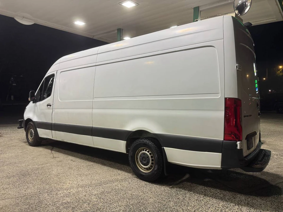 2020 Mercedes-Benz VS30 Sprinter - Image 3 of 12