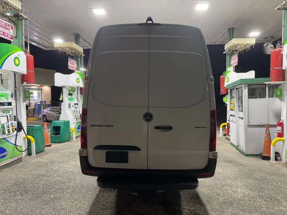 2020 Mercedes-Benz VS30 Sprinter - Image 4 of 12