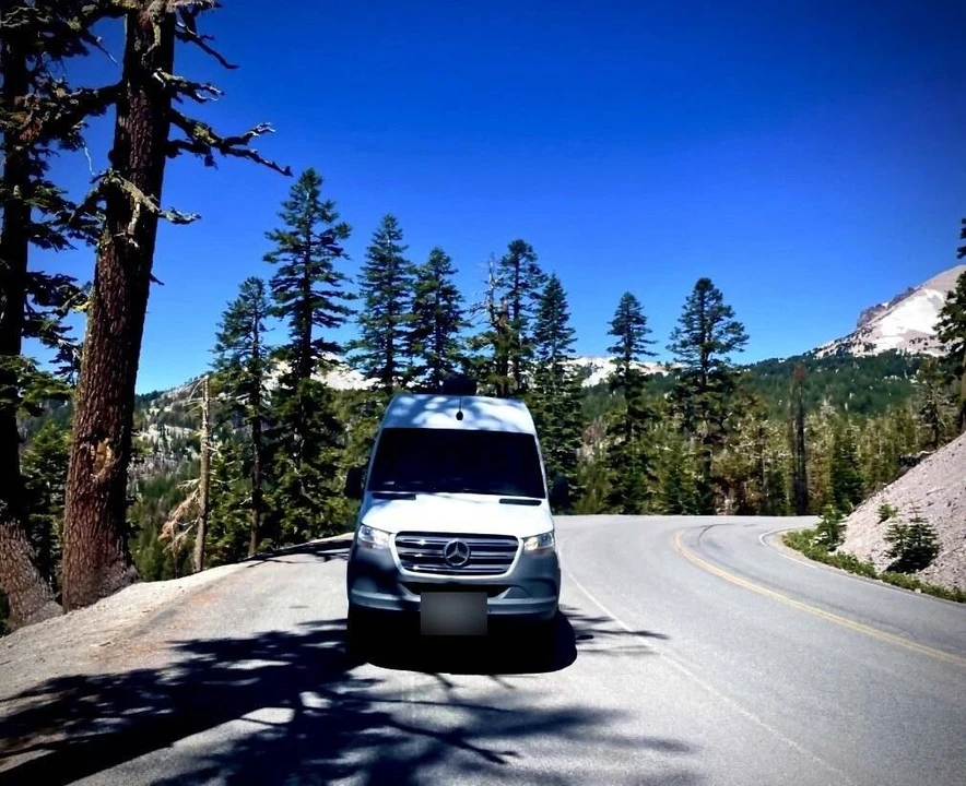 2020 Mercedes-Benz VS30 Sprinter - Image 2 of 24