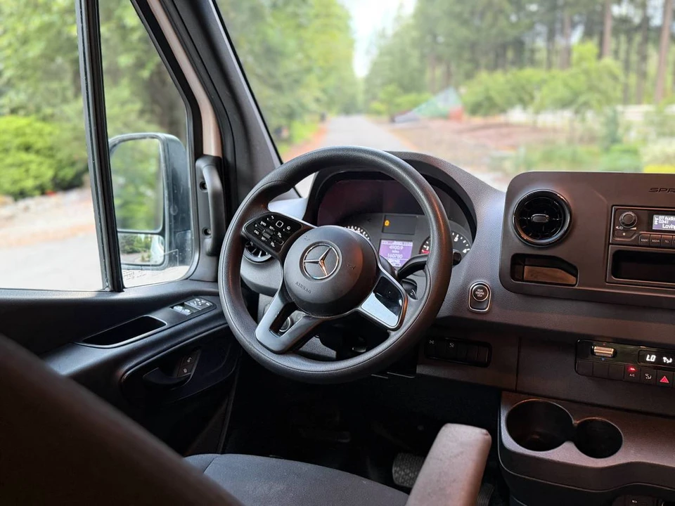 2020 Mercedes-Benz VS30 Sprinter - Image 13 of 24