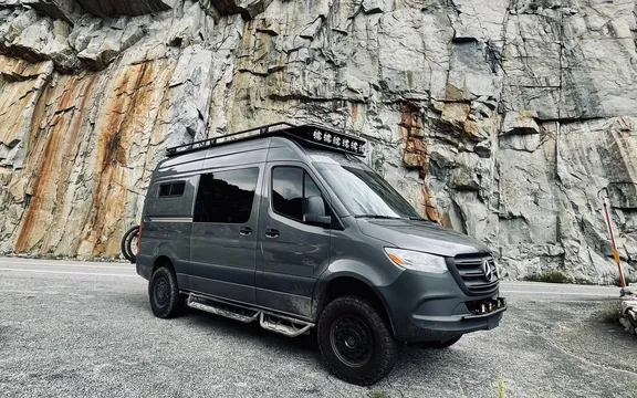 2020 Mercedes-Benz Sprinter 4x4