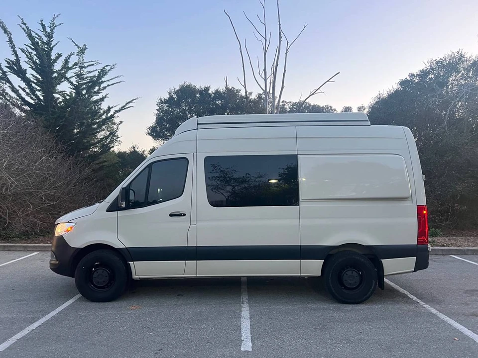 2020 Mercedes-Benz VS30 Sprinter - Image 4 of 22