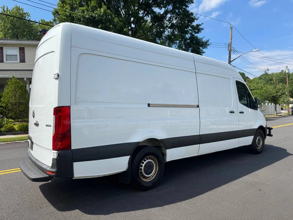 2020 Mercedes-Benz VS30 Sprinter - Image 5 of 11