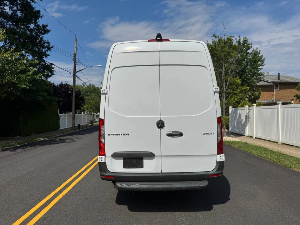 2020 Mercedes-Benz VS30 Sprinter - Image 4 of 11