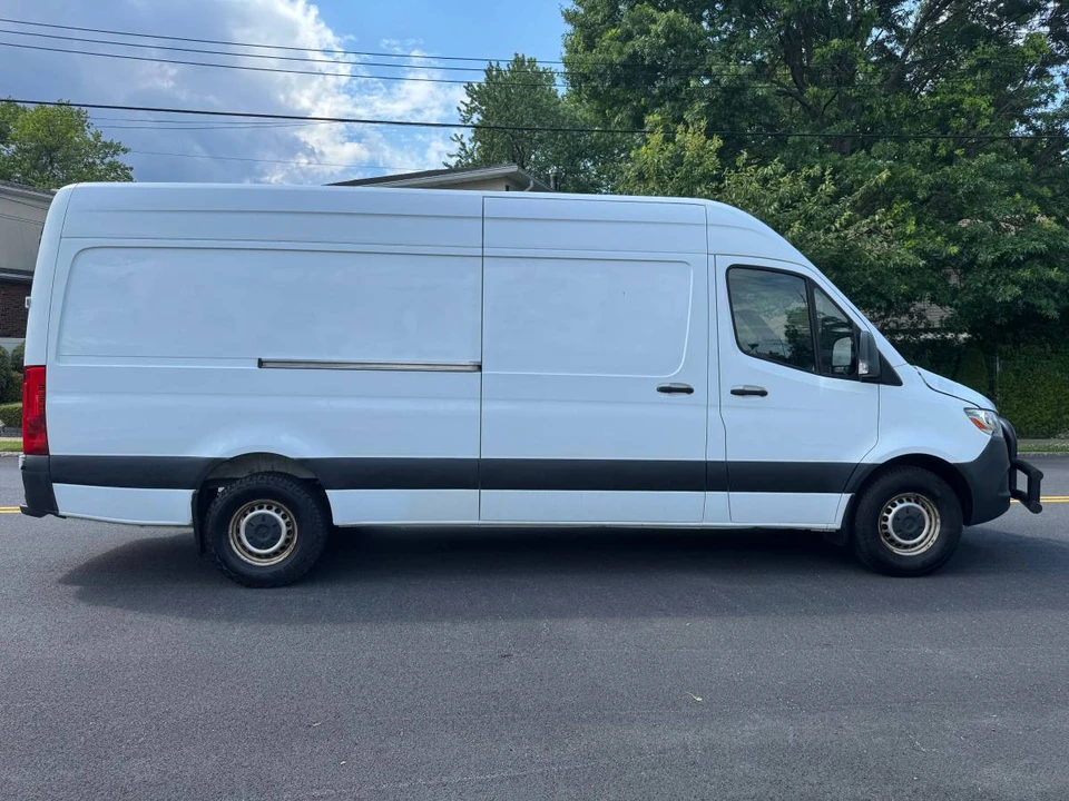 2020 Mercedes-Benz VS30 Sprinter - Image 6 of 11