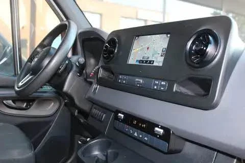 2020 Mercedes-Benz VS30 Sprinter - Image 11 of 20