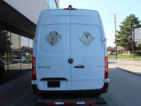 2020 Mercedes-Benz VS30 Sprinter - Image 10 of 20