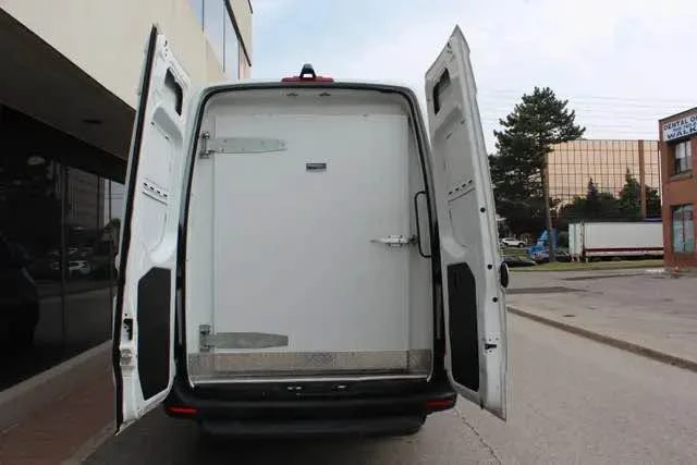 2020 Mercedes-Benz VS30 Sprinter - Image 11 of 20