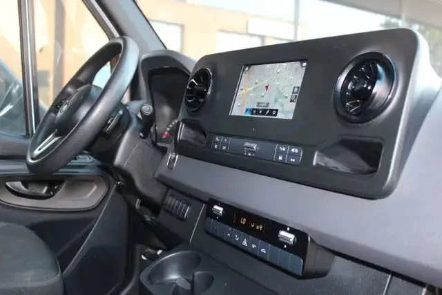 2020 Mercedes-Benz VS30 Sprinter - Image 8 of 20