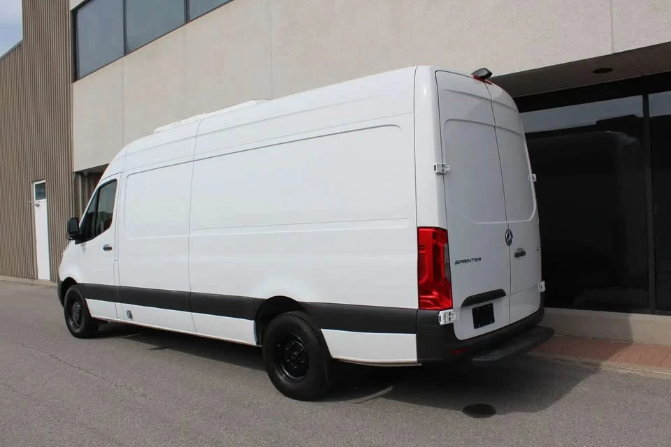 2020 Mercedes-Benz VS30 Sprinter - Image 18 of 20
