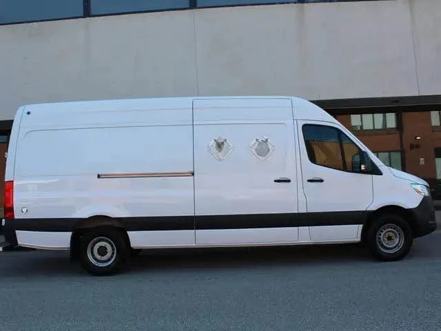 2020 Mercedes-Benz VS30 Sprinter - Image 10 of 20