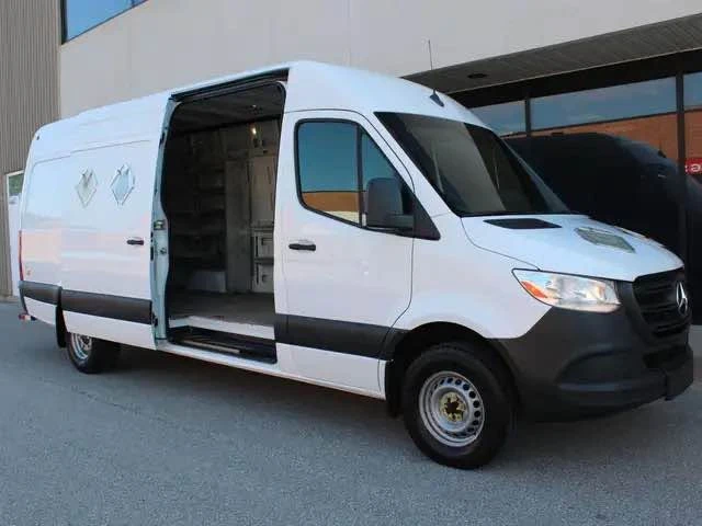 2020 Mercedes-Benz VS30 Sprinter - Image 13 of 20