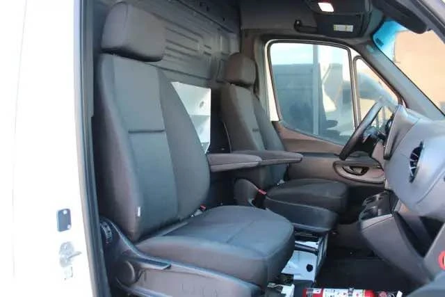 2020 Mercedes-Benz VS30 Sprinter - Image 16 of 20