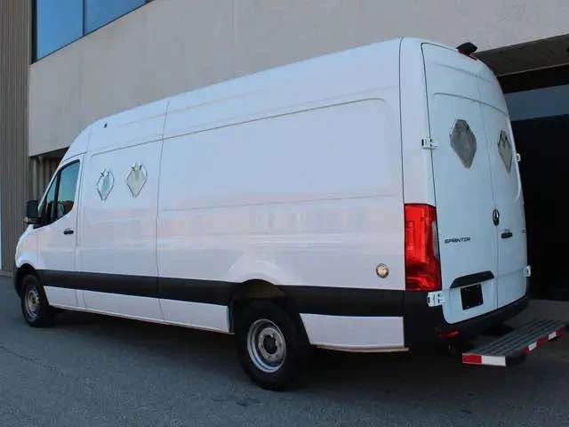2020 Mercedes-Benz VS30 Sprinter - Image 18 of 20