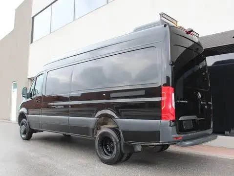 2020 Mercedes-Benz VS30 Sprinter - Image 19 of 20