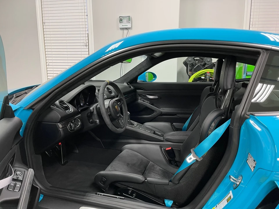 2020 Porsche 718 Cayman GT4 - Image 3 of 7